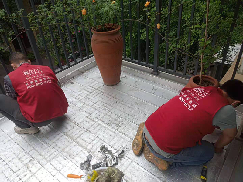 小陽臺改造花園你見過嗎？1平米陽臺花園翻新設(shè)計方案(圖1)