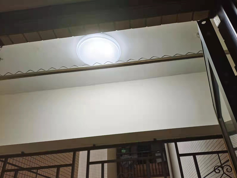 室內(nèi)走廊過(guò)道怎么改造好看？千萬(wàn)別以為過(guò)道只能裝筒燈(圖1)